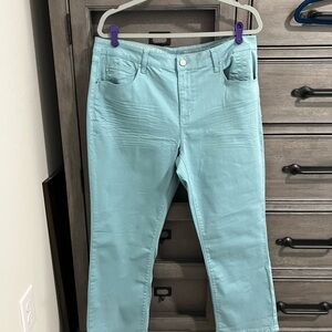 Laurie Felt Regular Wave Denim 5-Pocket Crop Straight Jeans